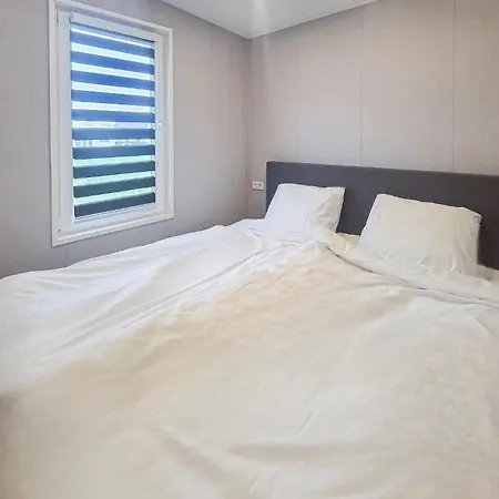 2 Bedroom Cozy In Σπίτι διακοπών Den Oever