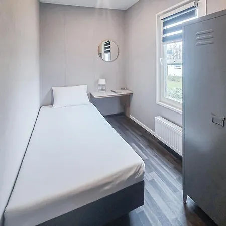 2 Bedroom Cozy In * Den Oever
